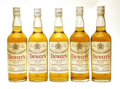 Lot 341 - Dewar's, White Label, Fine Scotch Whisky, 70 proof, 26 2/3 fl. ozs, old bottling, five bottles