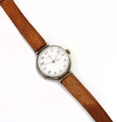 Lot 502 - A gentlemen's sterling silver Longines mechanical strap watch, c.1929