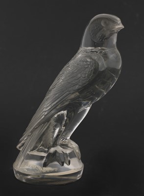 Lot 84 - A Lalique 'Falcon' glass mascot
