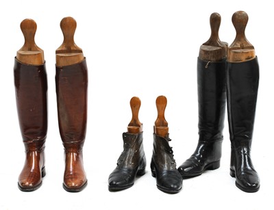 Lot 129 - A pair of leather boots