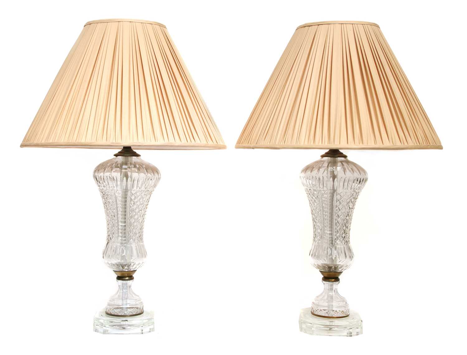 Lot 78 - A pair of cut-glass table lamps