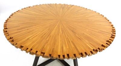Lot 281 - A contemporary table