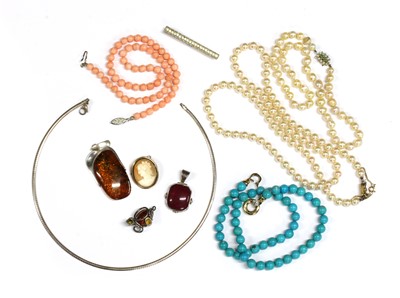 Lot 218 - A quantity of jewellery
