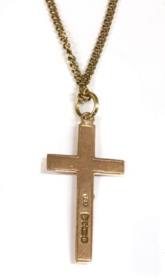 Lot 42 - A 9ct rose gold crucifix