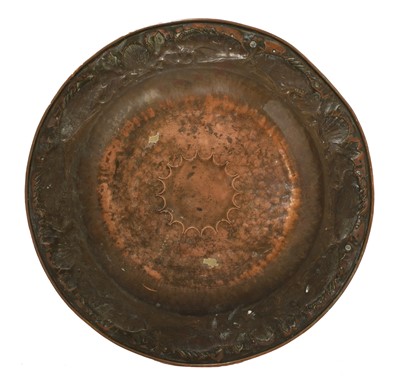 Lot 152 - An Arts and Crafts circular copper charger