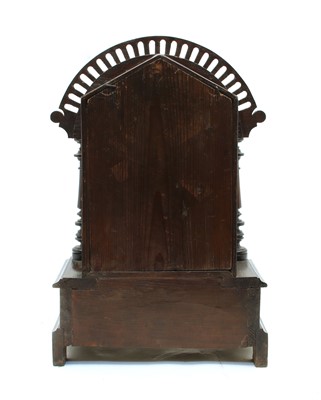 Lot 118 - An early 20th century Black Forest cuckoo clock