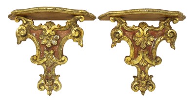 Lot 251 - A pair of George III-style wall brackets