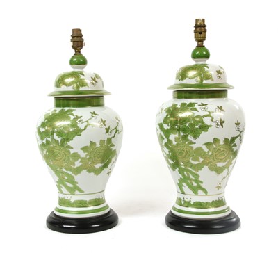 Lot 771 - A pair of modern Chinese porcelain table lamps