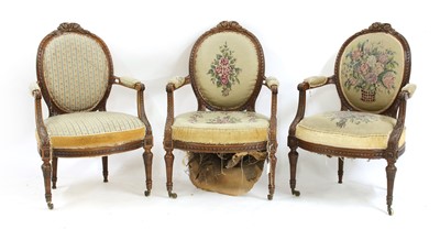 Lot 371 - Set of three walnut mid 19th century drawing room chairs