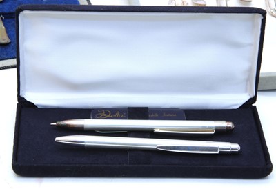 Lot 89 - An Italian silver Delta propelling pencil and ballpoint pen set