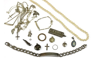 Lot 248 - A collection of gold and silver jewellery