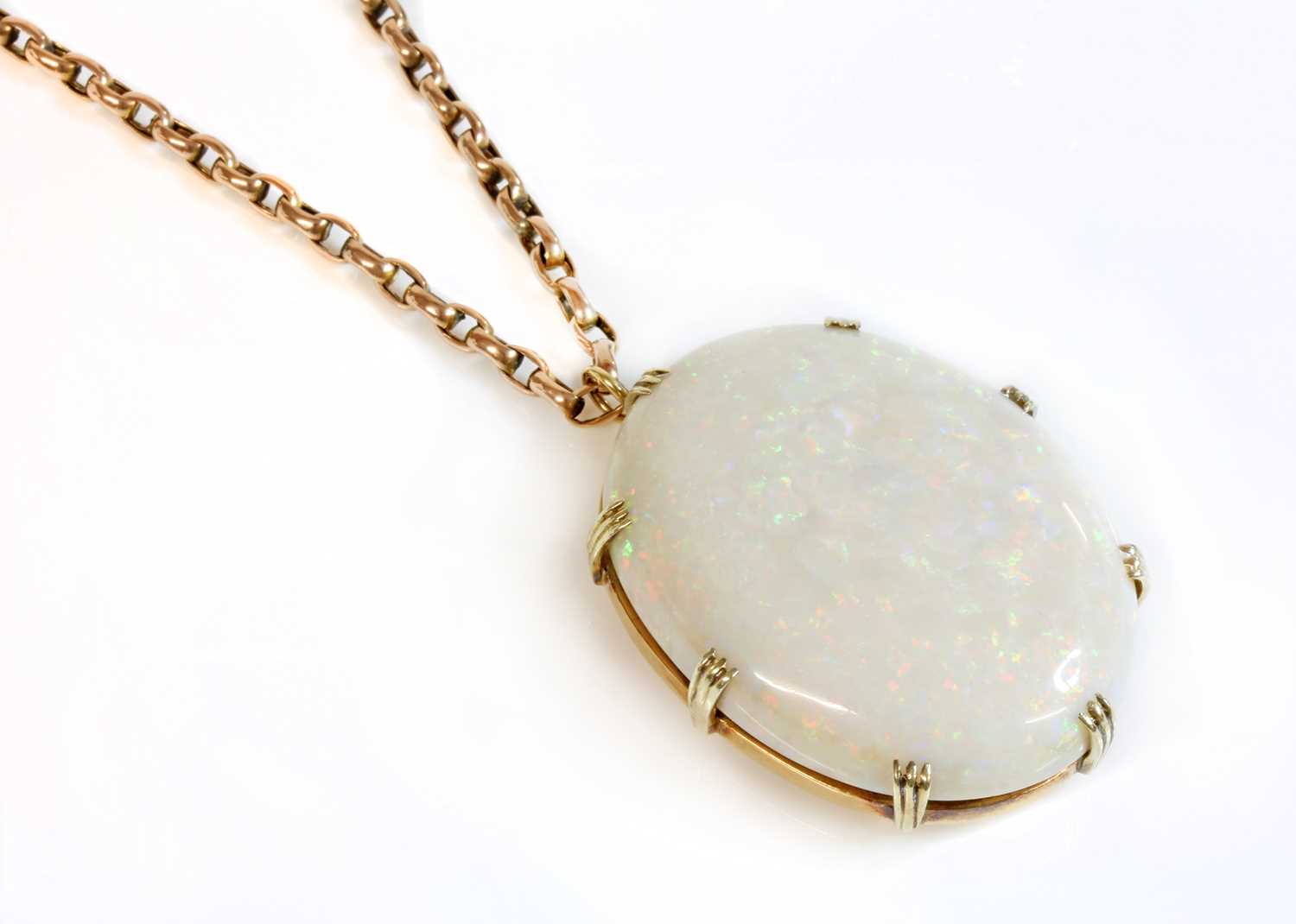 Lot 109 - A single stone opal pendant