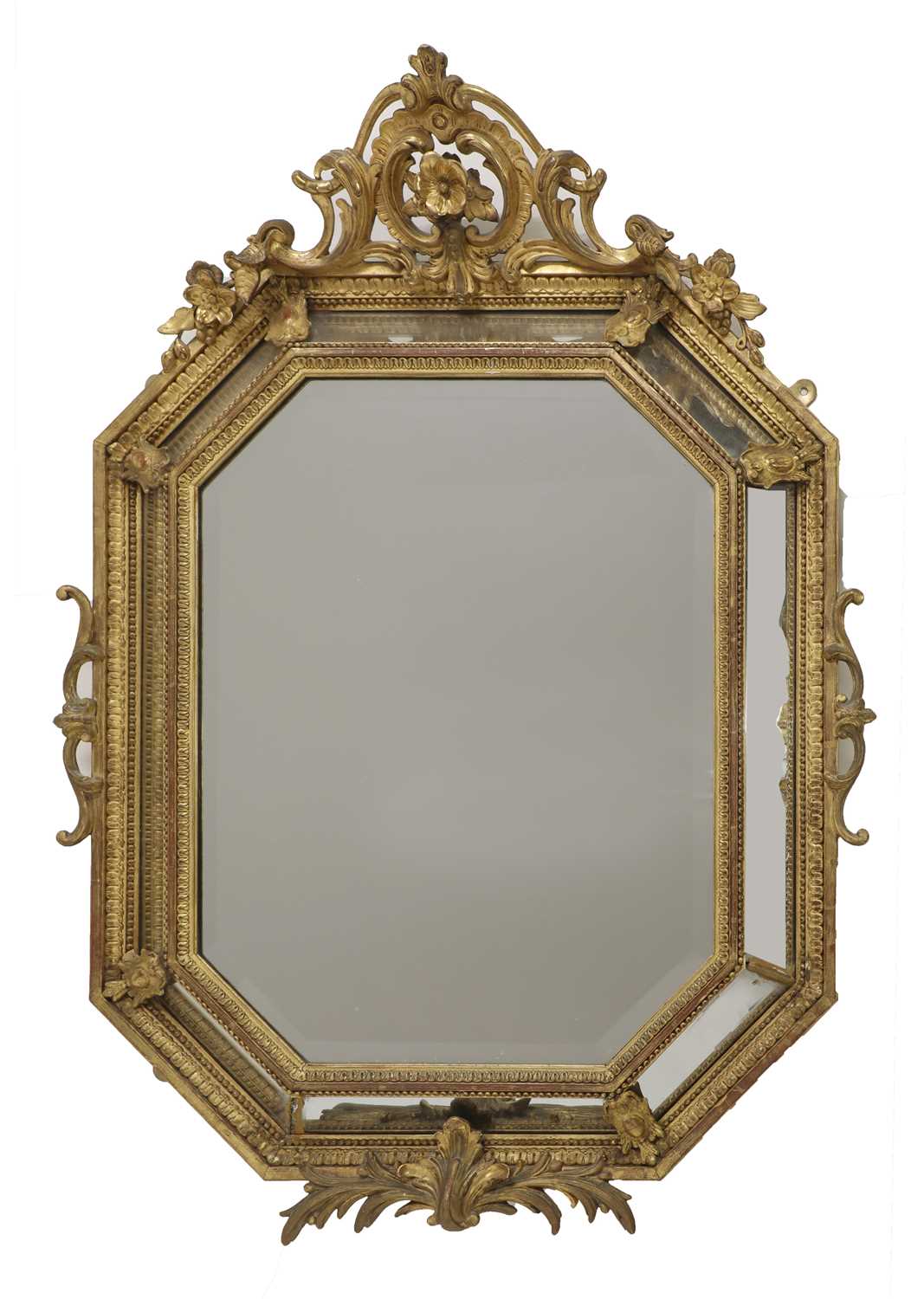Lot 54 - A carved giltwood framed lozenge-shaped wall mirror