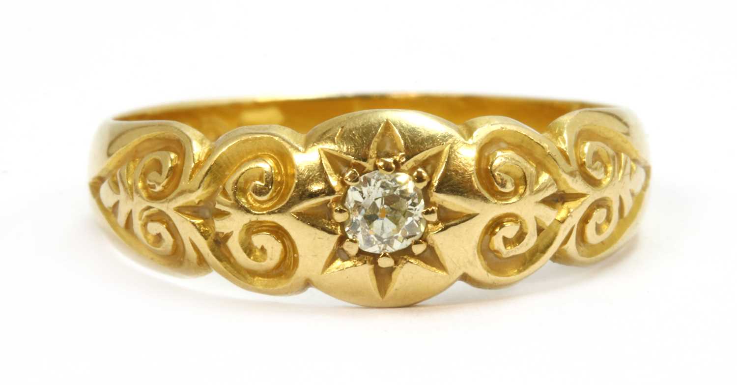 Lot 24 - An 18ct gold diamond ring