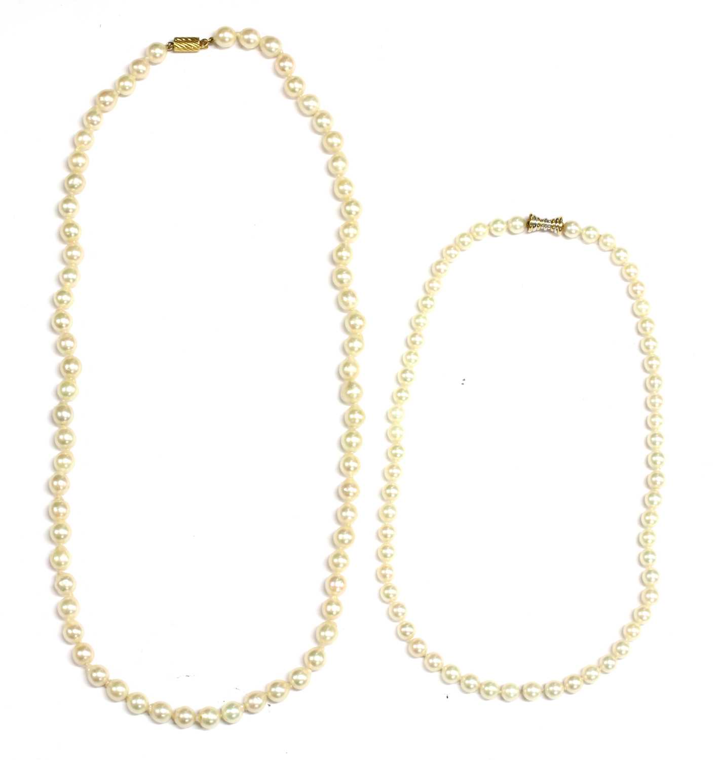 Two Pearls Lot 170 - Two pearl necklaces,