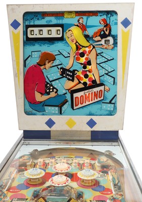 Lot 117 - A Gottlieb's 'Domino' pinball machine