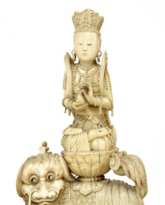 Lot 158 - Three Chinese ivory carvings