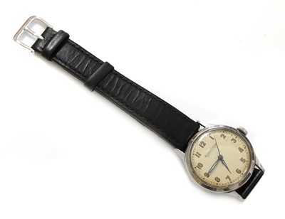 Lot 512 - A gentlemen's stainless steel Jaeger-LeCoultre mechanical strap watch