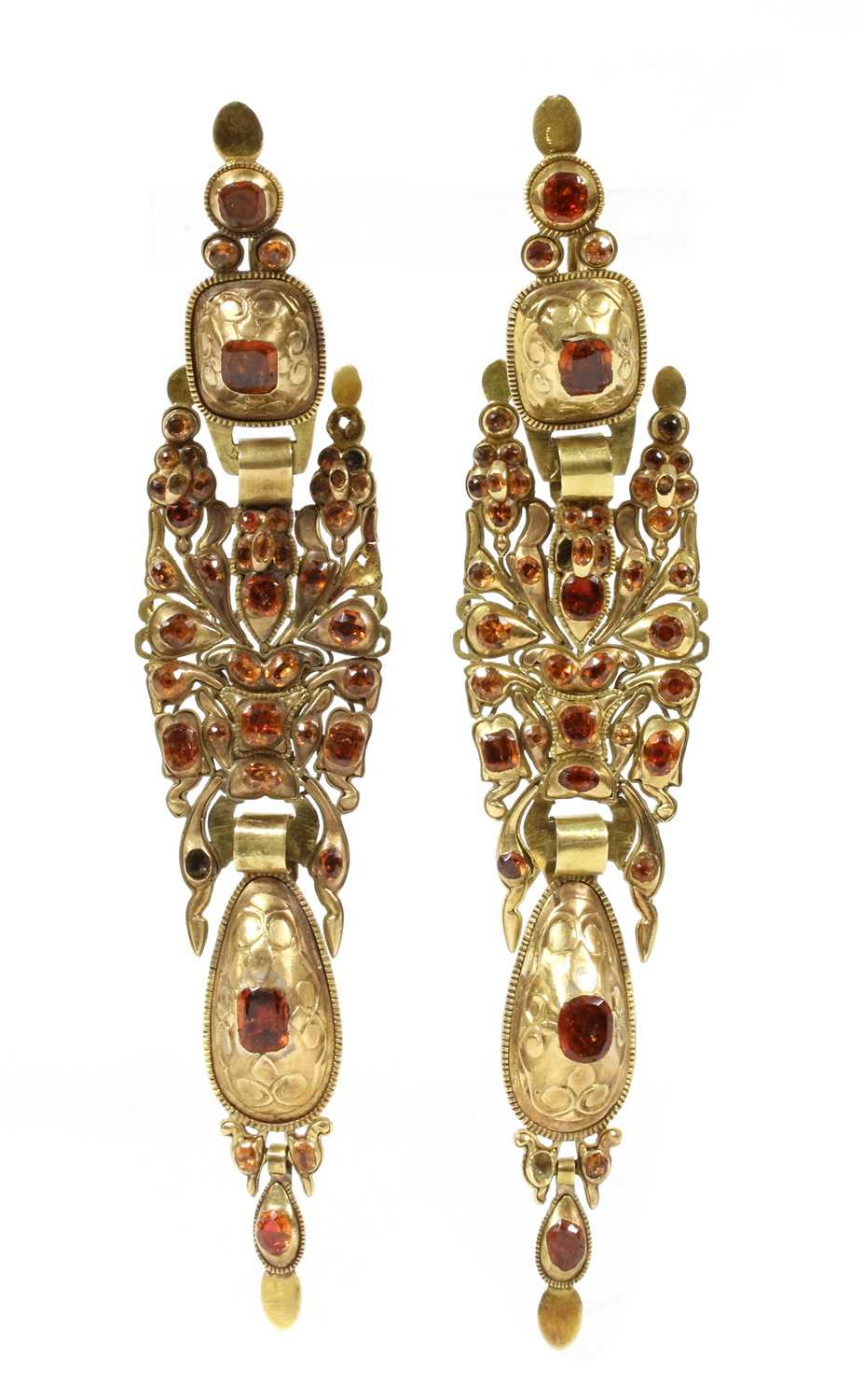 Lot 3 A Pair Of Catalan Foiled Hessonite Garnet