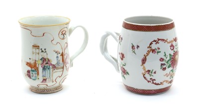 Lot 145 - A Chinese export porcelain tankard