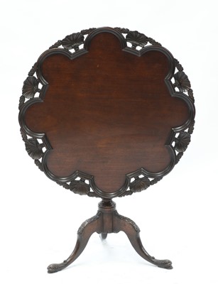 Lot 836 - A mahogany tripod table