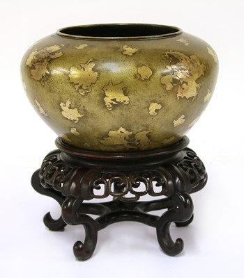 Lot 809 - A Chinese gilt-bronze censer