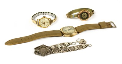 Lot 464 - A mid-size 9ct gold mechanical strap watch, c.1940