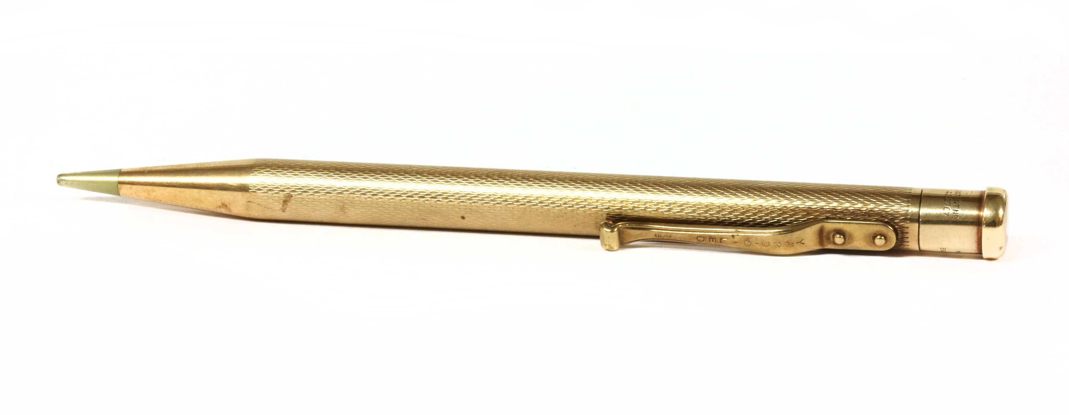 Lot 407 - A 9ct gold Yard-O-Led propelling pencil,