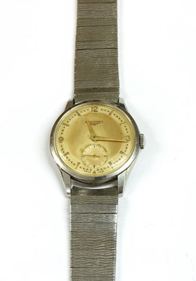Lot 236 - A gentlemen's stainless steel Longines mechanical bracelet watch