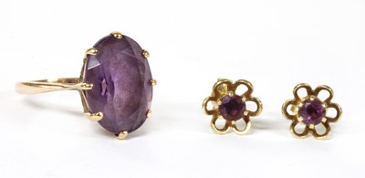Lot 123 - A 9ct gold single stone amethyst ring, c.1970