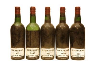 Lot 302 - Cockburns, Vintage Port, 1963, five bottles