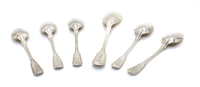 Lot 55 - A set of five George III fiddle pattern and thread teaspoons