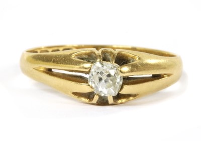 Lot 28 - An 18ct gold single stone diamond ring