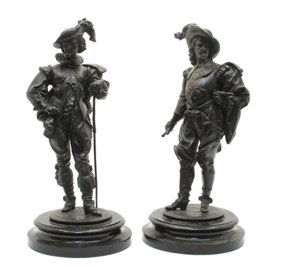 Lot 289 - A pair of Continental Spelter figures of Musketeers