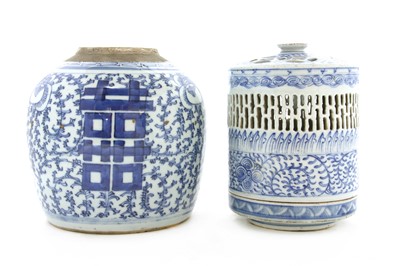 Lot 88A - A Chinese blue and white lamp and cover