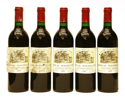 Lot 93 - Château Magdelaine, Saint-Émilion Grand Cru, 1988, five bottles