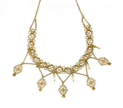 Lot 392 - A silver gilt fringe necklace