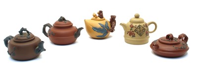 Lot 179 - A collection of five Chinese Yixing zisha teapots