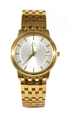 Lot 535 - A gentlemen's 18ct gold Omega 'Prestige' quartz bracelet watch