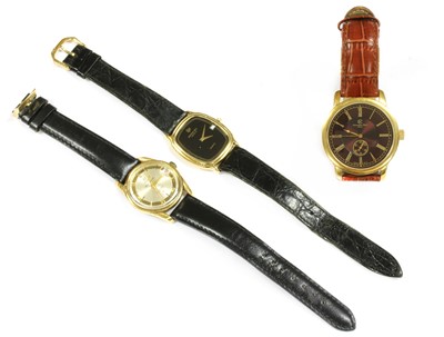 Lot 486 - A gentlemen's gold plated Christopher Ward quartz strap watch