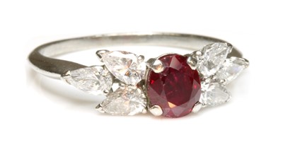 Lot 403 - A ruby and diamond bow-shaped ring