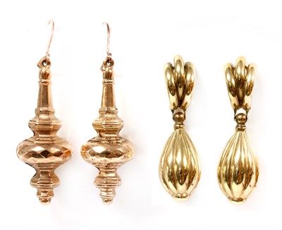 Lot 293 - A pair of 9ct gold hollow lantern form drop earrings