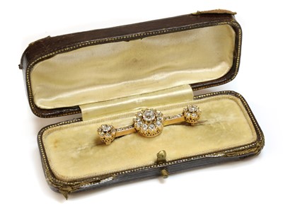 Lot 37 - A late Victorian diamond cluster bar brooch