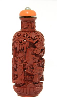Lot 359 - A Chinese lacquered snuff bottle