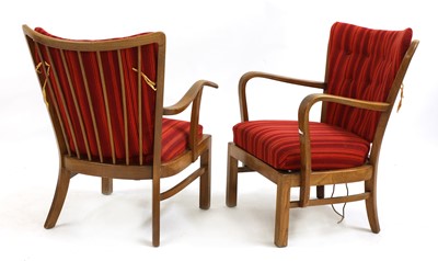 Lot 138 - A near pair of Fritz Hansen lounge chairs