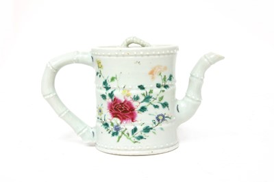 Lot 135 - A Chinese famille rose teapot