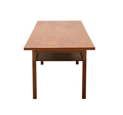 Lot 485 - A Danish teak coffee table