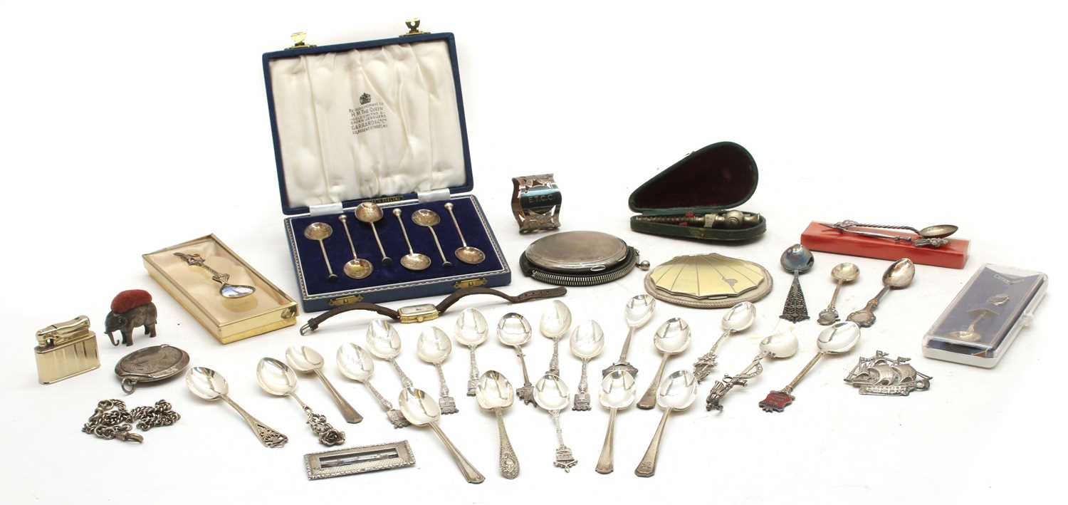 Lot 50 - A collection of silver