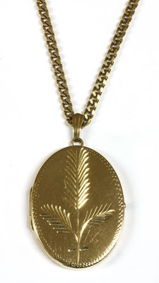 Lot 308 - A 9ct gold oval locket