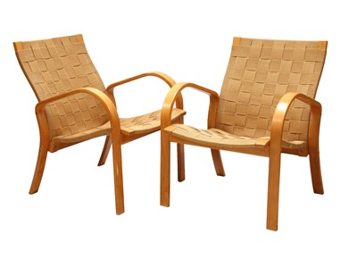Lot 495 - A pair of bentwood lounge chairs